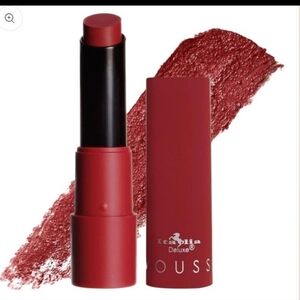 New Italia Deluxe Mousse Matte Lipstick- Marilyn